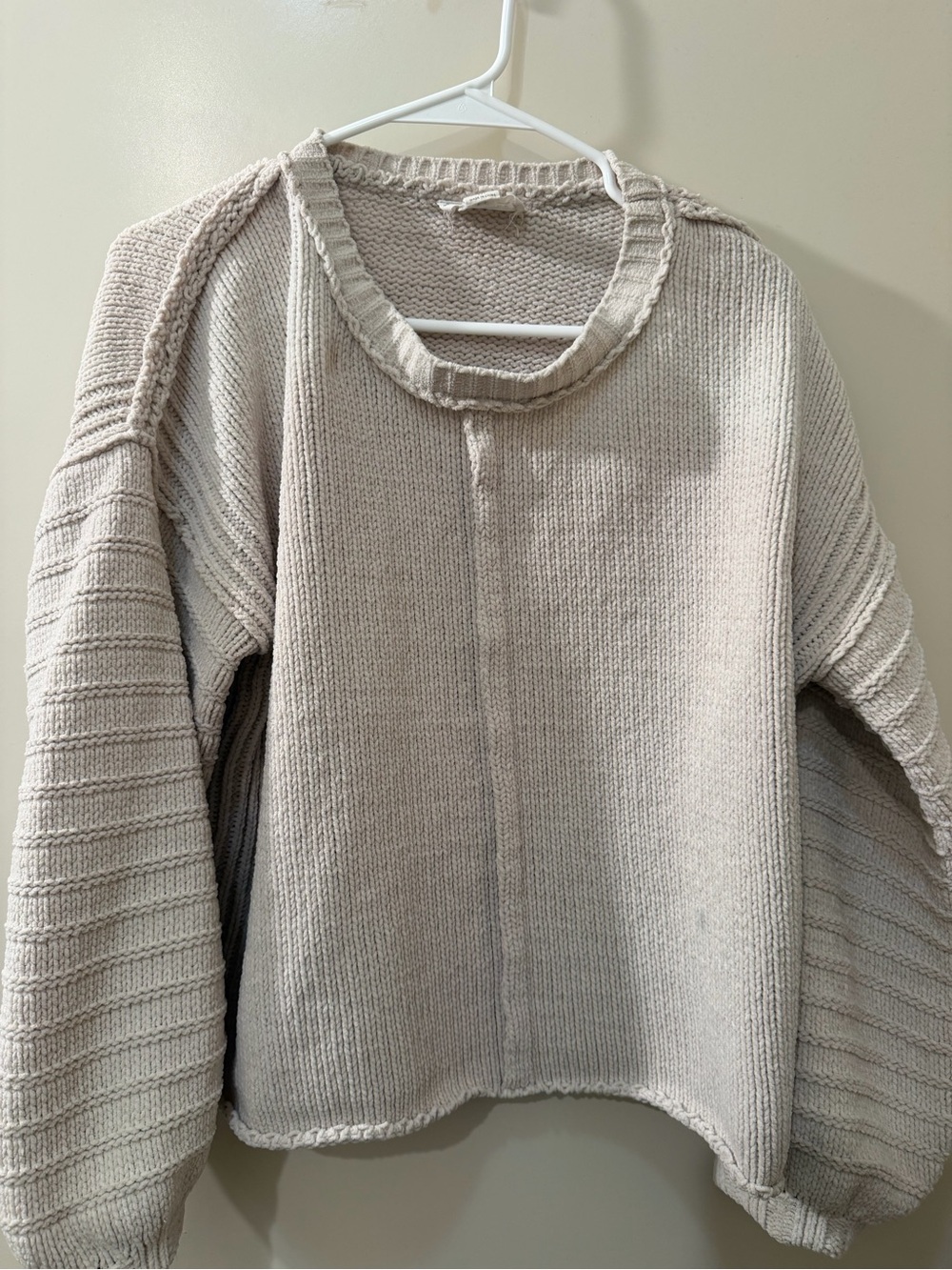 Love Riche Cream Scoop Neck Knit Sweater
